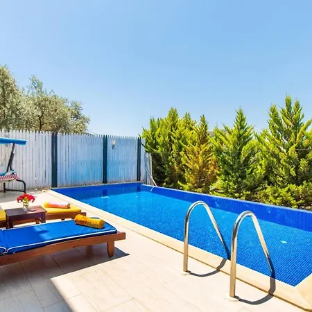 Uzumlu Village 2 Bedroom 6703 Kalkan